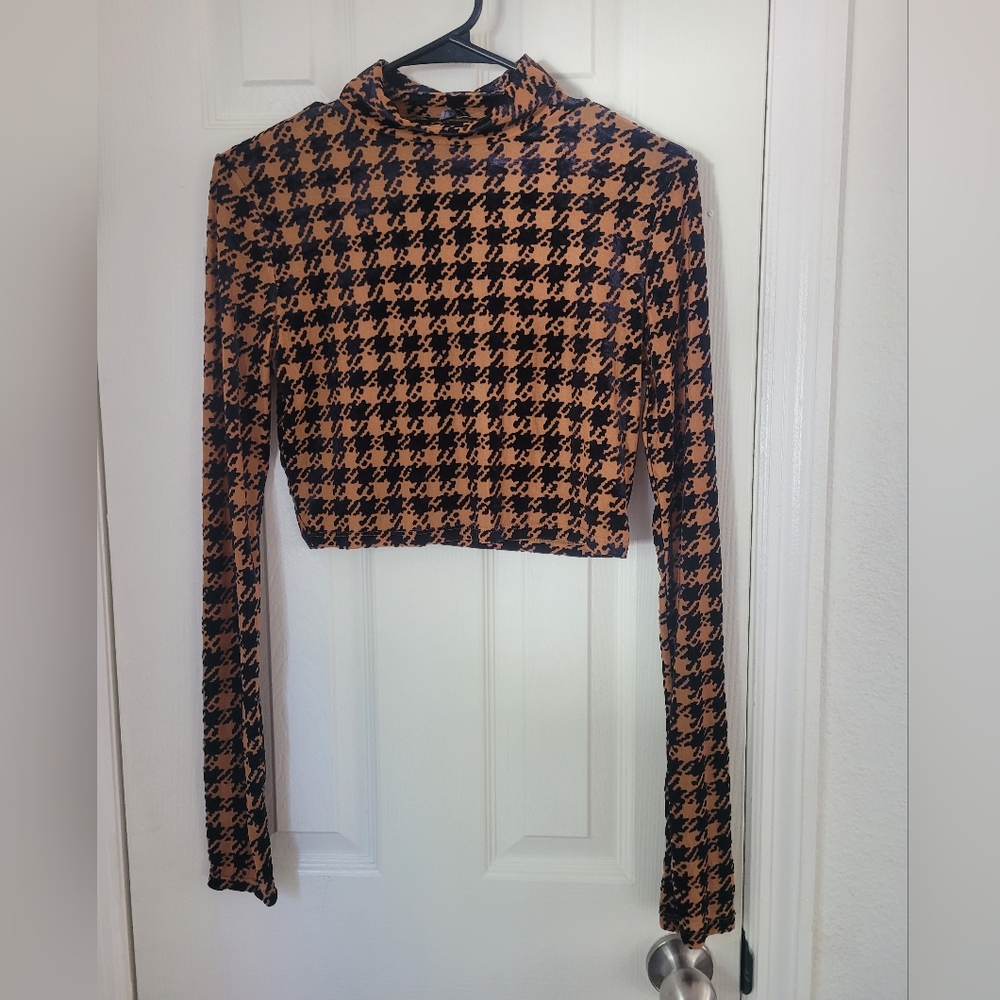 Naked Wardrobe Long Sleeve Top